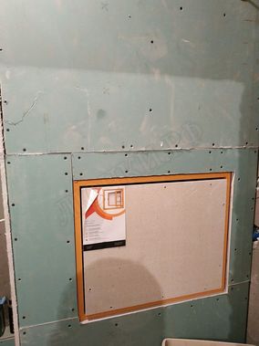 Люк под плитку нажимной Апельсин, 1 створка Люк под плитку нажимной Апельсин, 1 створка