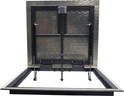 Напольный люк Дворник Уголок, алюминиевый рифленый лист 1000*2600 Напольный люк Дворник Уголок, алюминиевый рифленый лист 1000*2600